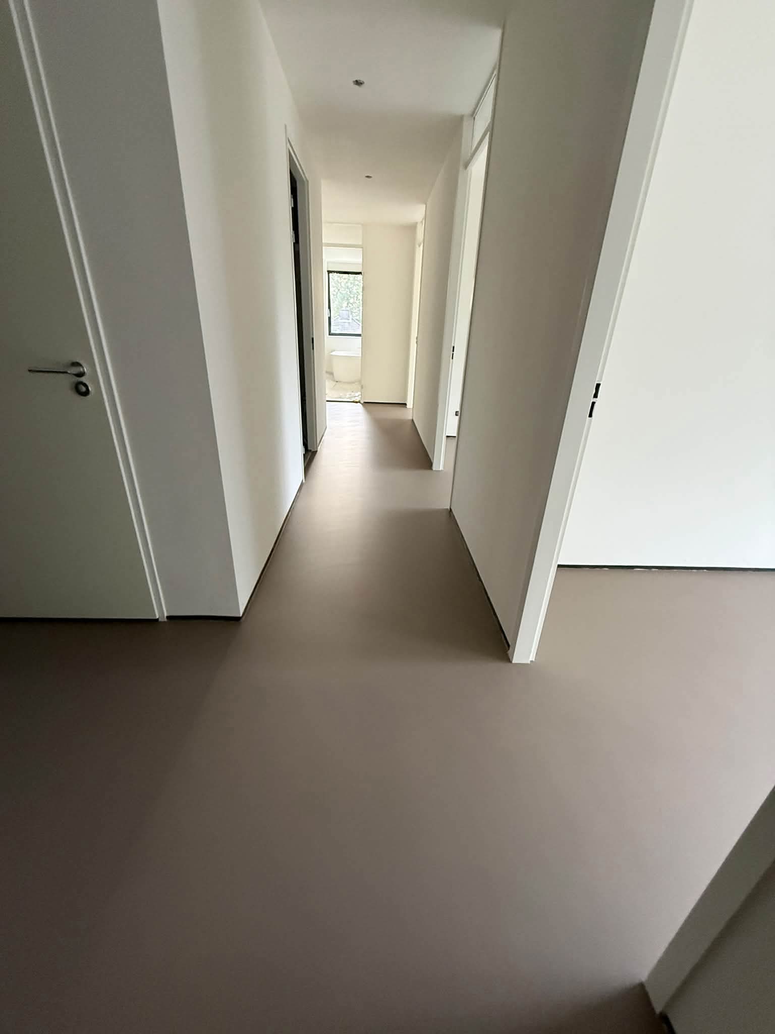 Rénovation complète d'un logement à Bourgoin-Jallieu par KoSBoS Bat